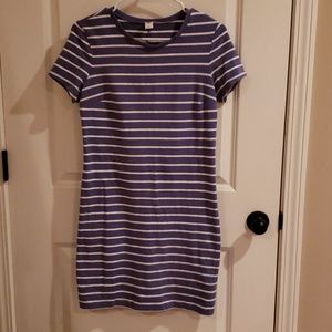 Old navy tshirt striped blue dress